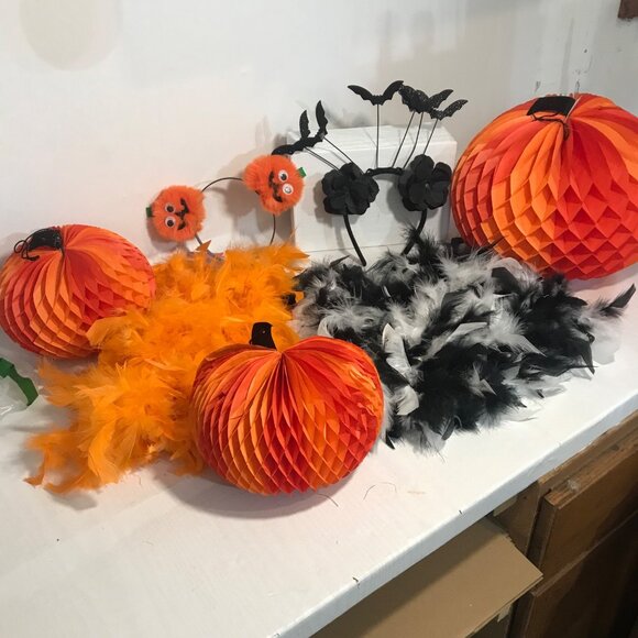 Halloween Pumpkin and Bat Headbands Feather Boas 60" Pumpkin Paper Decorations - Picture 8 of 11